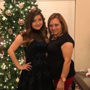 Meet your Posher, Kelly